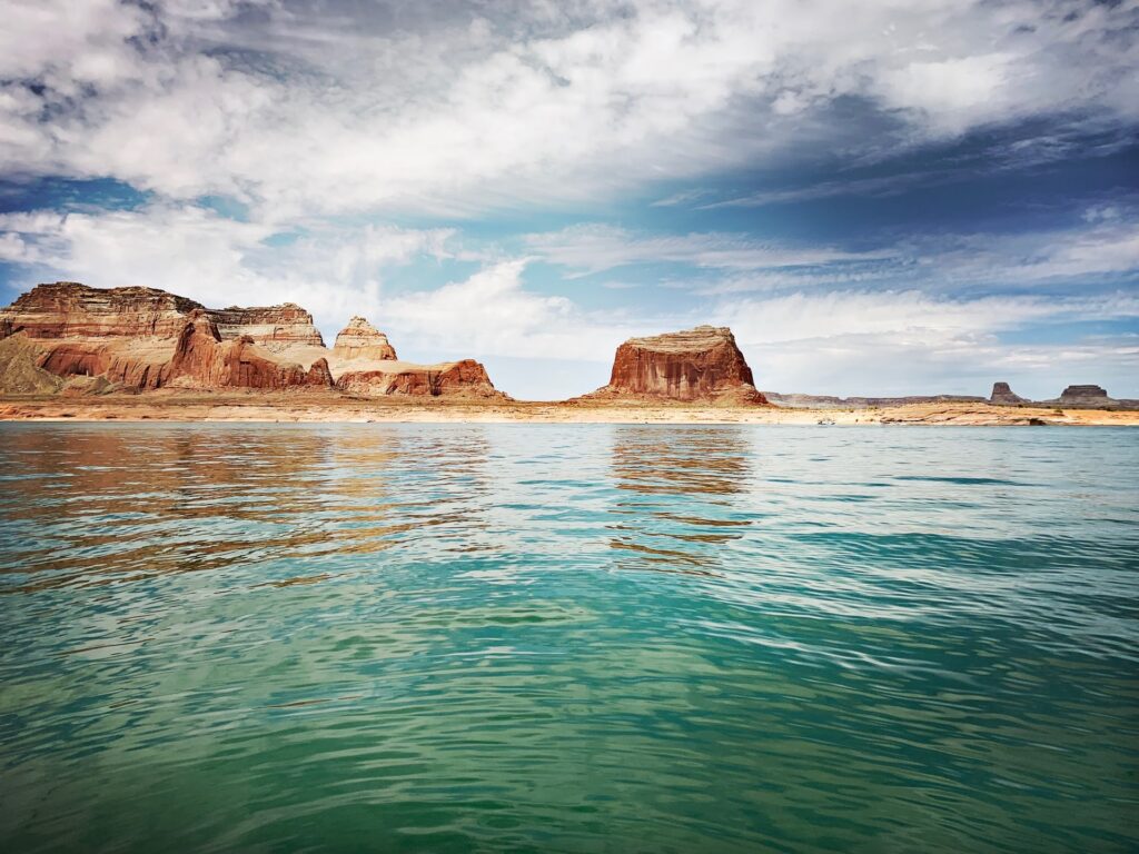 Cliff Jumping Lake Powell